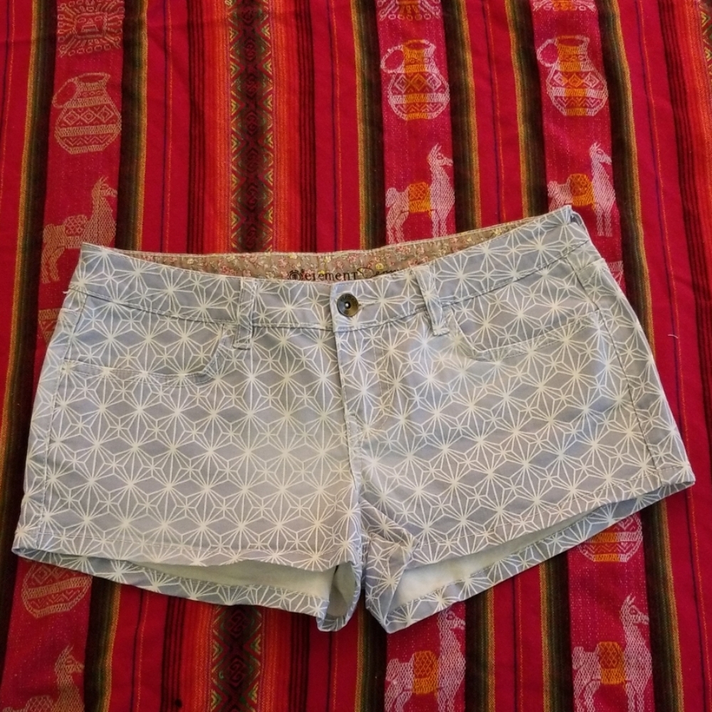 Element shorts, light blue, geometric print.